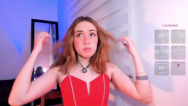 Snapshot of SarahCastillo_ chatting on October 1, 2025, 2:34 pm SarahCastillo online show from October 1, 2025, 2:34 pm