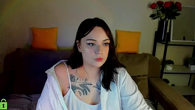 Mia R0ss online show from September 24, 2025, 12:03 am