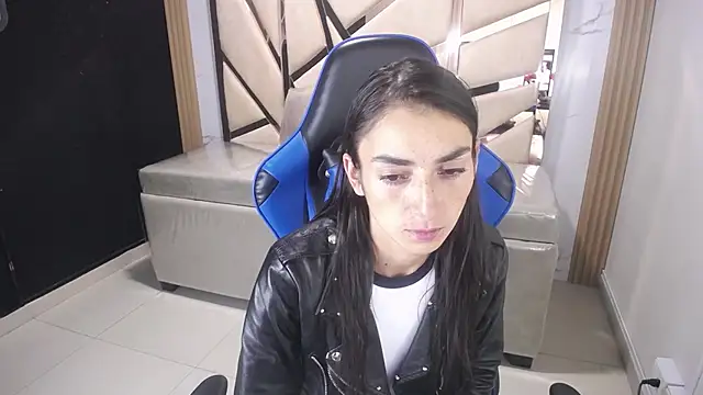 Snapshot of Maily_a_ chatting on October 31, 2025, 3:07 am Maily a online show from October 31, 2025, 3:07 am