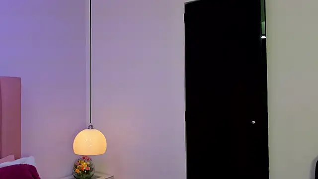 Snapshot of Amy_Ferreira chatting on October 11, 2025, 3:28 am Amy Ferreira online show from October 11, 2025, 3:28 am