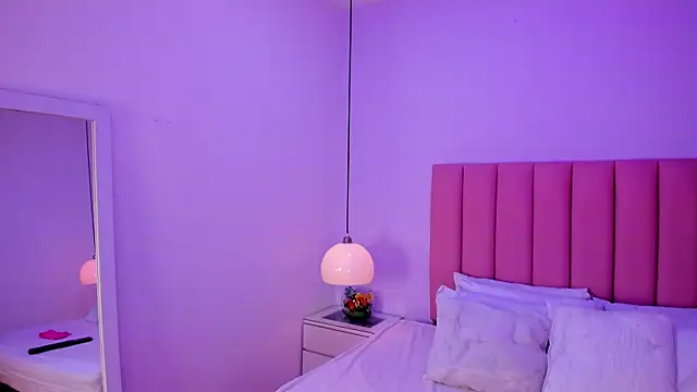 Snapshot of Amy_Ferreira chatting on October 25, 2025, 11:10 pm Amy Ferreira online show from October 25, 2025, 11:10 pm