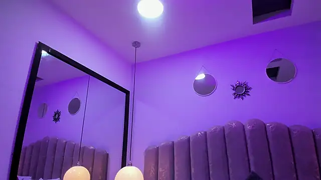 Amy Ferreira online show from February 13, 2026, 3:24 am