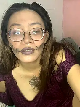 Snapshot of Vivory_Sweet chatting on November 1, 2025, 6:15 am Vivory Sweet online show from November 1, 2025, 6:15 am