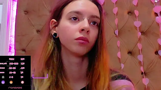 CoraVex online show from March 4, 2026, 5:02 am