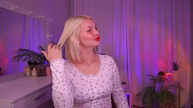 Snapshot of Amelia_Wells chatting on September 18, 2025, 6:04 am Amelia Wells online show from September 18, 2025, 6:04 am