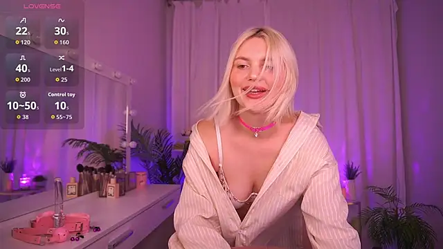 Snapshot of Amelia_Wells chatting on October 10, 2025, 5:28 am Amelia Wells online show from October 10, 2025, 5:28 am