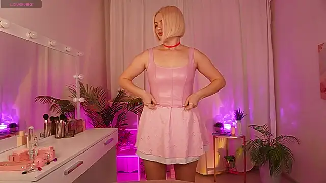 Snapshot of Amelia_Wells chatting on October 13, 2025, 5:18 am Amelia Wells online show from October 13, 2025, 5:18 am