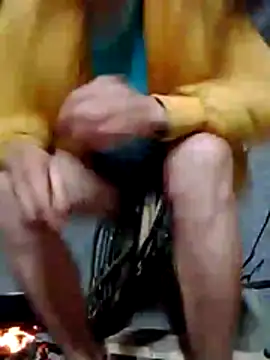 Snapshot of donna-bae chatting on March 9, 2026, 11:42 pm donna-bae online show from March 9, 2026, 11:42 pm