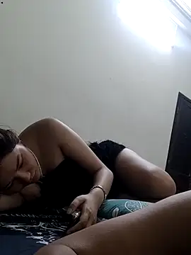 Snapshot of MaiHoang2k chatting on September 24, 2025, 7:28 pm MaiHoang2k online show from September 24, 2025, 7:28 pm