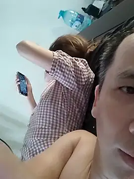 Snapshot of MaiHoang2k chatting on October 1, 2025, 3:12 am MaiHoang2k online show from October 1, 2025, 3:12 am