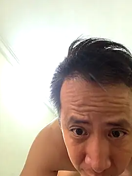 Snapshot of MaiHoang2k chatting on October 17, 2025, 5:10 am MaiHoang2k online show from October 17, 2025, 5:10 am