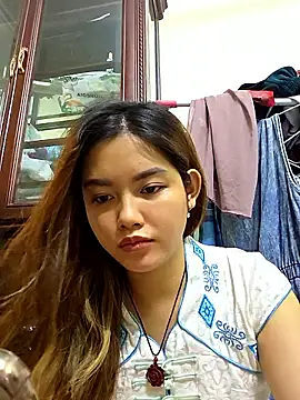 Snapshot of MaiHoang2k chatting on October 18, 2025, 6:16 am MaiHoang2k online show from October 18, 2025, 6:16 am