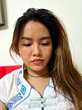 Snapshot of MaiHoang2k chatting on October 22, 2025, 2:56 am MaiHoang2k online show from October 22, 2025, 2:56 am