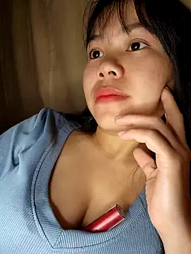 CicumBae online show from November 3, 2025, 9:27 pm