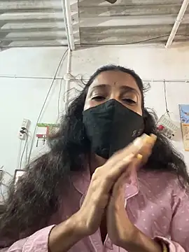 sweetreddy-02 online show from September 23, 2025, 5:21 am