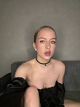 MissOyee online show from March 13, 2026, 7:31 pm