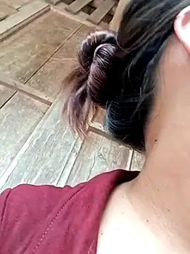 Snapshot of emly-xinh18 chatting on September 22, 2025, 3:41 am emly-xinh18 online show from September 22, 2025, 3:41 am