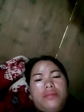 Snapshot of emly-xinh18 chatting on September 28, 2025, 2:50 am emly-xinh18 online show from September 28, 2025, 2:50 am