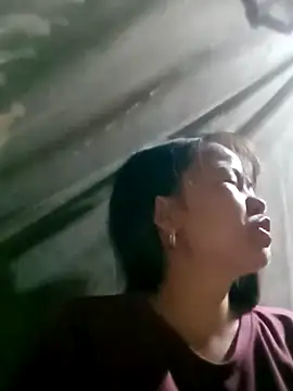 Snapshot of emly-xinh18 chatting on October 9, 2025, 2:59 pm emly-xinh18 online show from October 9, 2025, 2:59 pm