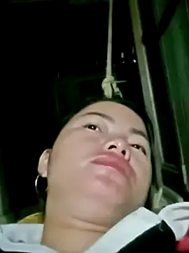 Snapshot of emly-xinh18 chatting on November 13, 2025, 9:47 pm emly-xinh18 online show from November 13, 2025, 9:47 pm