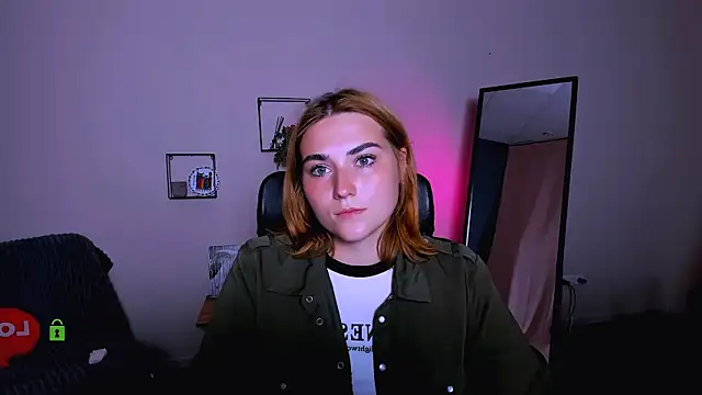 Snapshot of casey_meow_ chatting on September 26, 2025, 12:53 pm casey meow online show from September 26, 2025, 12:53 pm