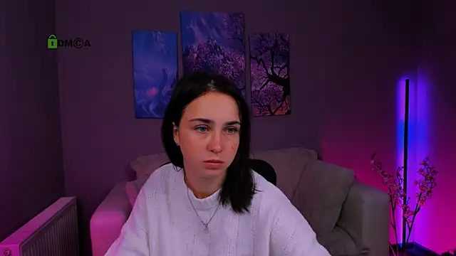 molly xxx3 online show from October 1, 2025, 9:26 am