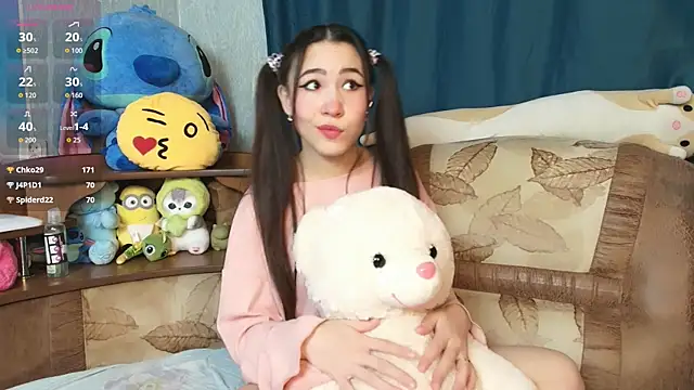 RoseEmily online show from September 17, 2025, 2:52 pm