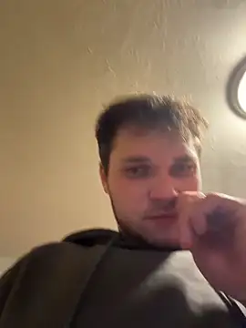 Snapshot of Matthew23Z chatting on January 7, 2026, 8:39 am Matthew23Z online show from January 7, 2026, 8:39 am