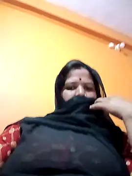 Snapshot of Hott_locky chatting on September 29, 2025, 5:07 pm Hott locky online show from September 29, 2025, 5:07 pm