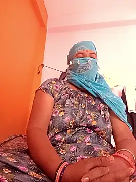 Snapshot of Hott_locky chatting on October 19, 2025, 9:54 am Hott locky online show from October 19, 2025, 9:54 am