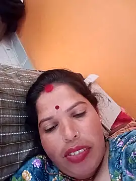 Snapshot of Hott_locky chatting on November 4, 2025, 8:24 am Hott locky online show from November 4, 2025, 8:24 am