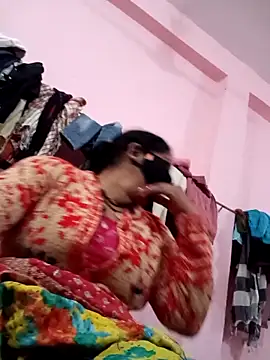 Hott locky online show from December 20, 2025, 2:46 pm