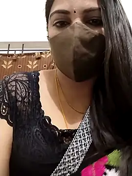 Snapshot of hottamil_honey_couples chatting on October 2, 2025, 10:50 pm hottamil honey couples online show from October 2, 2025, 10:50 pm