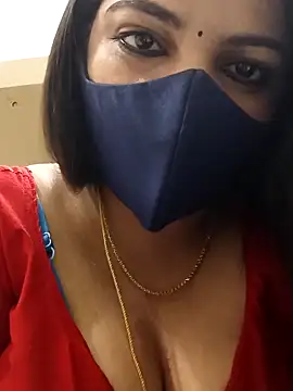 Snapshot of hottamil_honey_couples chatting on October 8, 2025, 11:24 pm hottamil honey couples online show from October 8, 2025, 11:24 pm