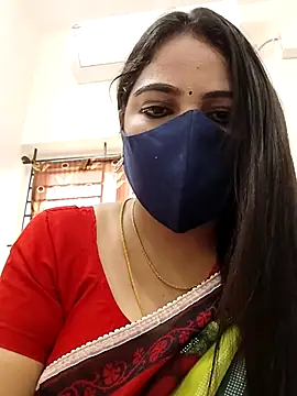 Snapshot of hottamil_honey_couples chatting on October 13, 2025, 4:12 am hottamil honey couples online show from October 13, 2025, 4:12 am