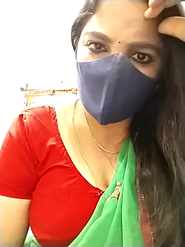 Snapshot of hottamil_honey_couples chatting on October 26, 2025, 11:27 am hottamil honey couples online show from October 26, 2025, 11:27 am