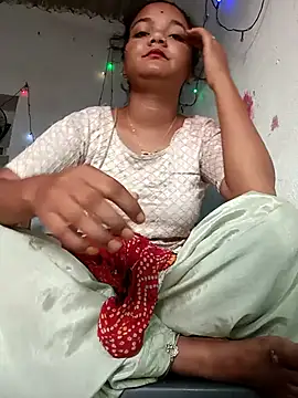 Hot Shredha online show from November 5, 2025, 1:27 am