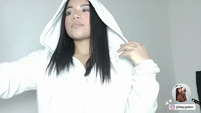 Natashaparker   online show from June 7, 2026, 4:16 am