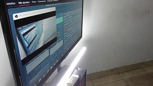 Snapshot of ebony_hard_sex chatting on October 29, 2025, 1:24 pm ebony hard sex online show from October 29, 2025, 1:24 pm