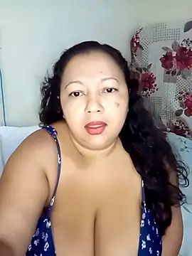 Snapshot of Hanna4039 chatting on October 4, 2025, 8:45 am Hanna4039 online show from October 4, 2025, 8:45 am