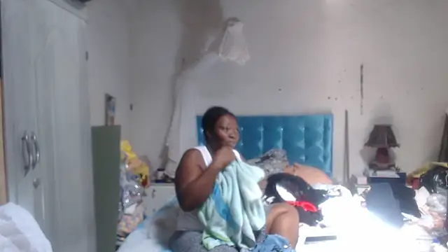 Snapshot of rachelexoticgirl chatting on May 22, 2026, 6:24 pm rachelexoticgirl online show from May 22, 2026, 6:24 pm