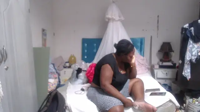 Snapshot of rachelexoticgirl chatting on June 6, 2026, 6:56 pm rachelexoticgirl online show from June 6, 2026, 6:56 pm