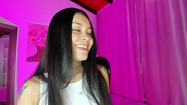 miawhite x1 online show from November 1, 2025, 1:35 pm