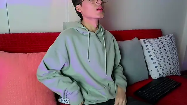 bellmontneon online show from October 1, 2025, 11:27 am