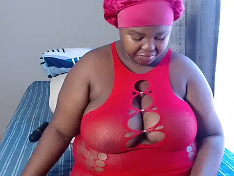 BustyKinkyZA online show from October 2, 2025, 7:48 am