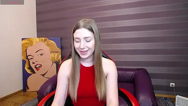 KissMe Now  online show from February 2, 2026, 1:43 pm