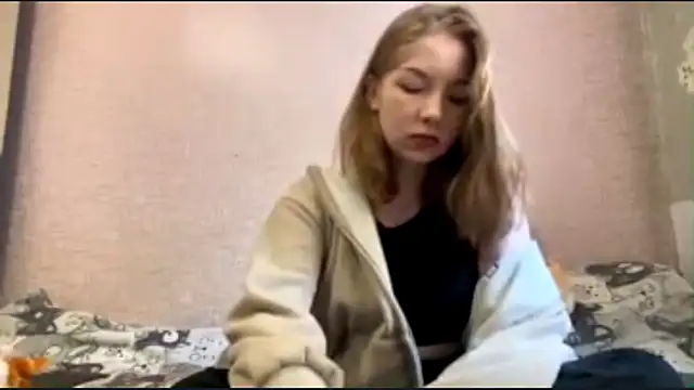 MilaCutieSmile online show from September 19, 2025, 7:54 am