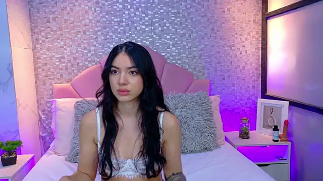 Snapshot of LizieSmith chatting on November 1, 2025, 3:03 pm LizieSmith online show from November 1, 2025, 3:03 pm