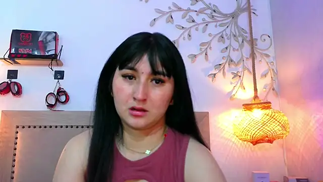 Daphnee-x online show from December 22, 2025, 11:29 am