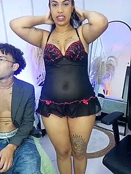 Violet and Paul online show from October 26, 2025, 3:01 am